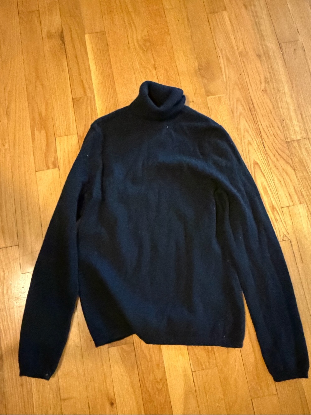 Charter Club Women’s Black Cashmere Turtleneck Sweater